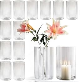 Vase ondulé en verre