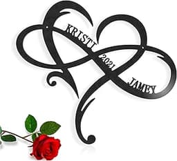 Cœur gravé en métal